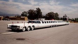 Worlds-Longest-Car-Limousine1