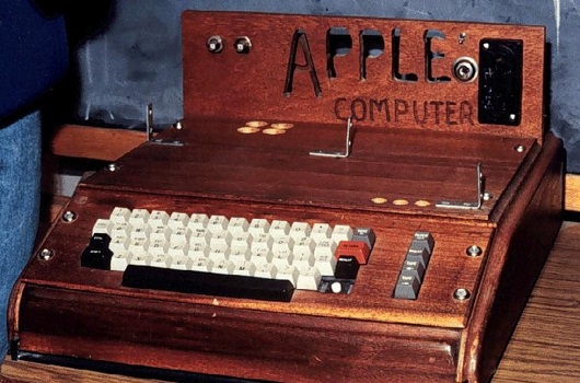 قیمت خارق العاده اولین رایانه شرکت اپل