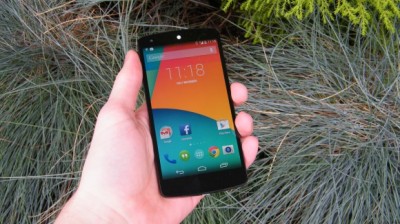 Nexus5-HandsOn-01-580-90